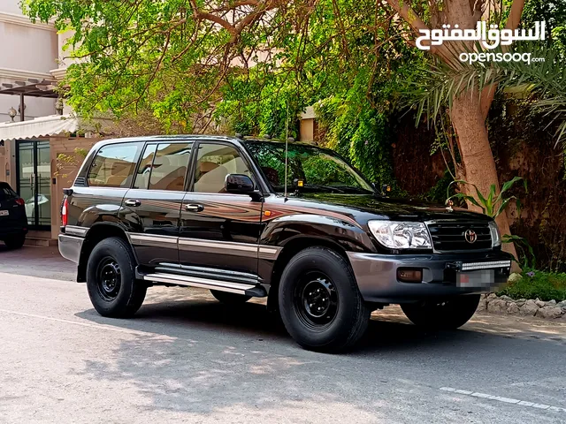 TOYOTA LAND CRUISER GXR 2000 V8 FULL OPTION IN GOOD CONDITION WITH 4WD FOR SALE