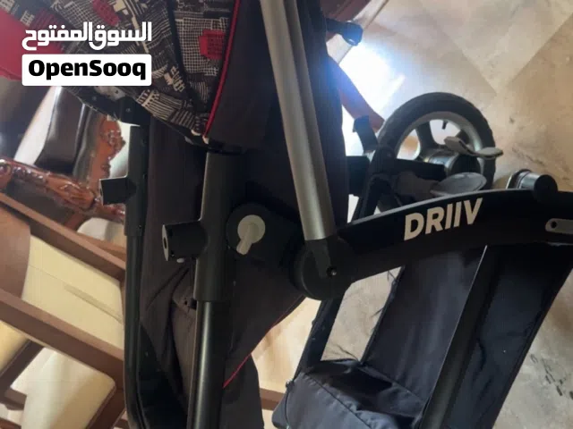 عربة أطفال