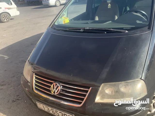 Used Volkswagen Sharan in Zarqa