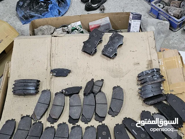 سفايف وكاله رقم 1 لسيارات تيوتا ولكسز فقط جديده غير مستخدمه فقط تجي بدون كرتون