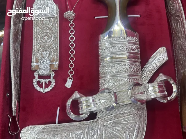 للبيع خنجر اصلي جديد مقاس 6