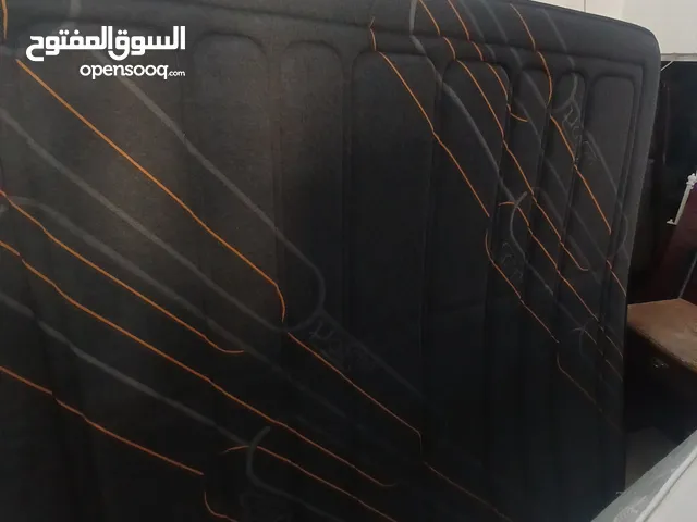 second hand memory matress 12 inch 200x200 for sale in new condition