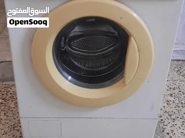 غساله LG لون ابيض