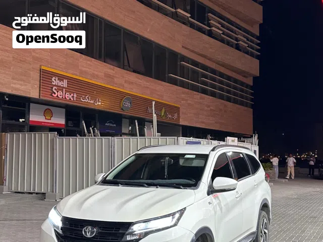 2020 تويوتا رش Standard