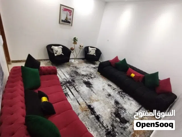 تخم قنفات عشر مقاعد الاثنين الكبار ام 4 نفرات و 2 زغار ام النفر وموكيت