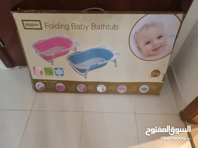 Giggles Folding Baby bathtub