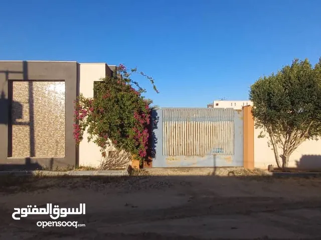 3 Bedrooms Farms for Sale in Tripoli Wadi Al-Rabi