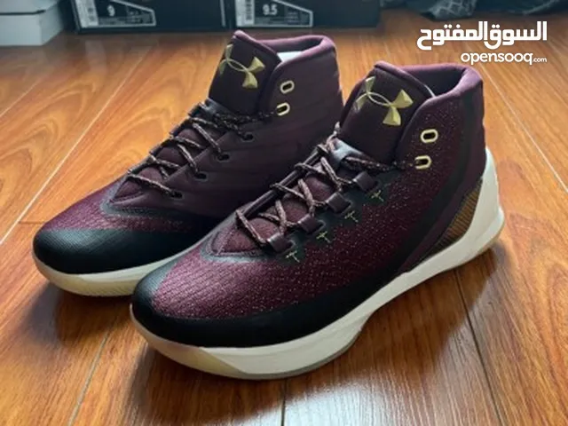 Under Armour Curry 3 original من هولندا