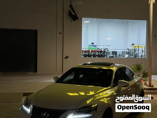 Used Lexus IS in Central Governorate