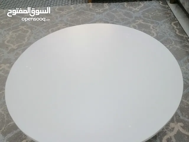 للبيع طاوله متنقله دائريه