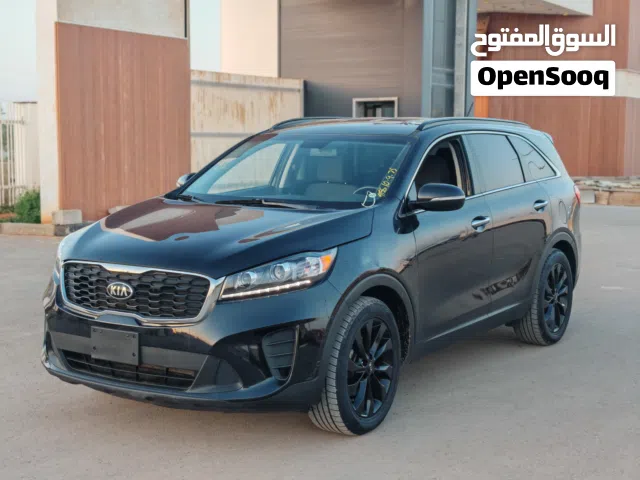 Used Kia Sorento in Benghazi