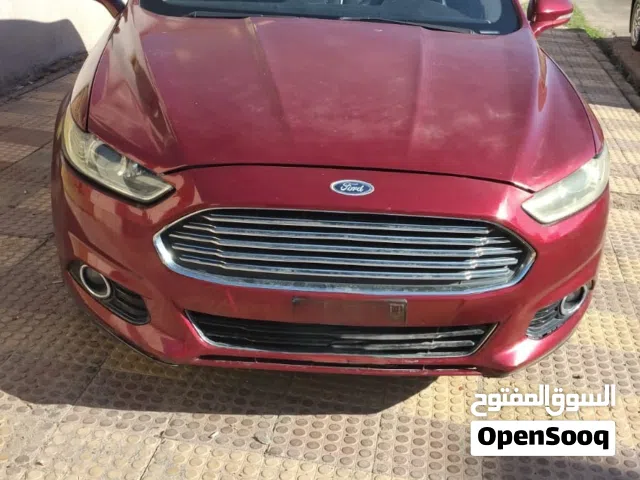 2014 فورد فيوجن SE