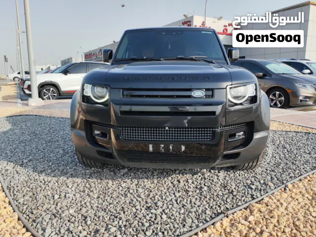 For sale: 2023 GCC-spec Defender, agency maintained and under warranty