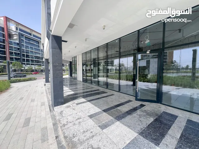 محل للايجار السنوي في قلب دبي مدينه الشيخ محمد بن راشد