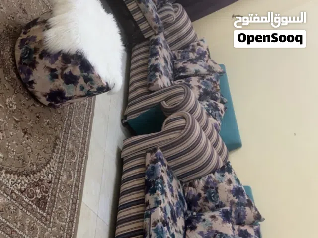 طقم  كنب بحاله ممتازه