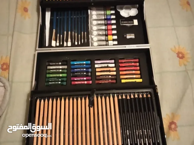 حقيبة daler rowney للرسم الاحترافي بجميع اللوازم