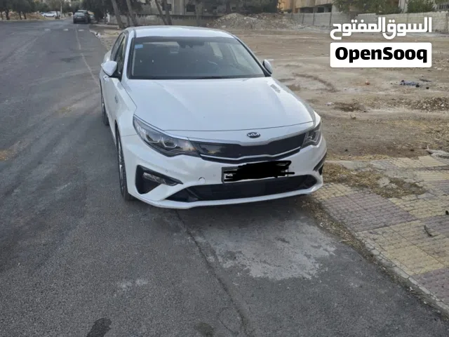 2020 كيا K5 Standard
