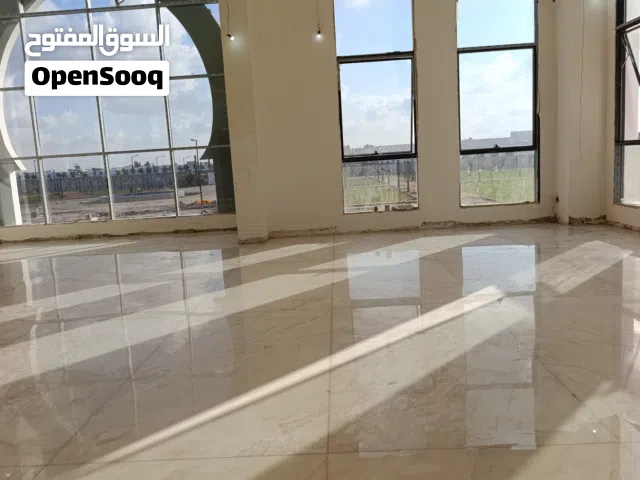 بسم الله الرحمن الرحيم  هنا في بنغازي  #جلاية #زليز لتنظيف جميع انوا جلاية #رخام #جلاية