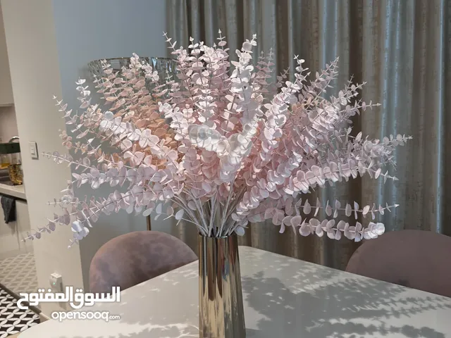 Stunning New & Limited Collection of Elegant Artificial Flower Vases – Quick Sale!”