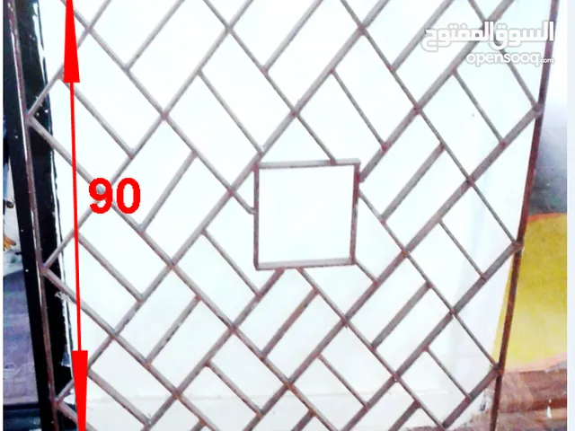 شباك حديد بقلاوة
