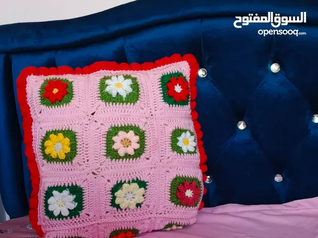 وجه كوشه كروشيه بالون وردي صنع يدويأ بسناره وصوف