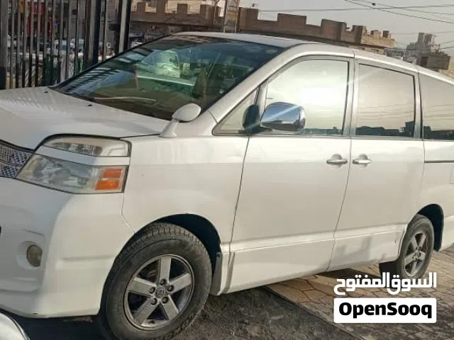 2006 تويوتا فوكسي Voxy S-Z