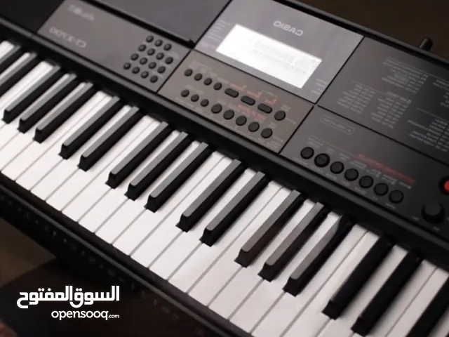 Casio Piano/Digital keyboard CT-X700 بيانو كاسيو في قمة النظافة
