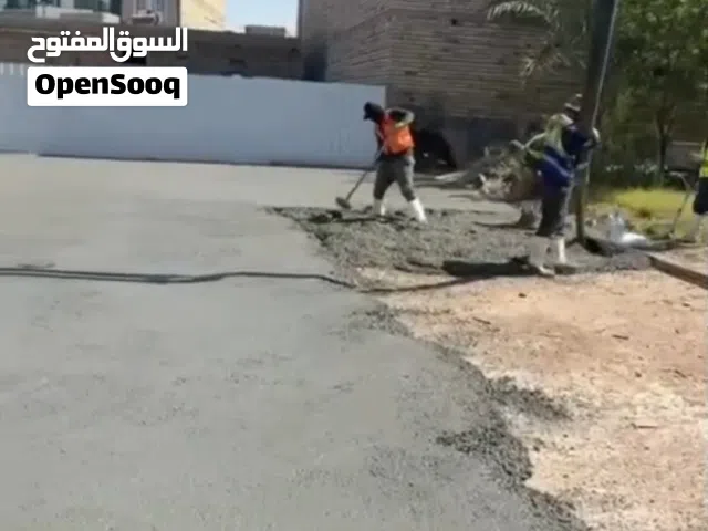 جانب من اعمال البناء لدى شركة الجوهرة في حي الجامعة