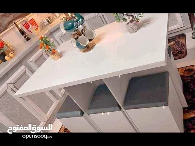 طاولة مطبخ او مكتب