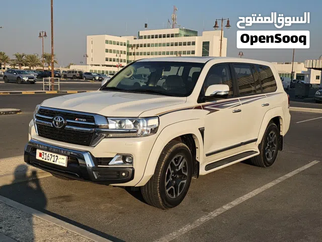 for sale toyota land cruiser 2017 full opinion TRD km 133000 only very clean condition
