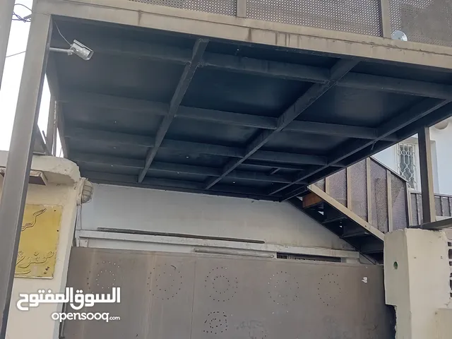 ترس حديد للبيع في منطقه جبل التاج / عمان
