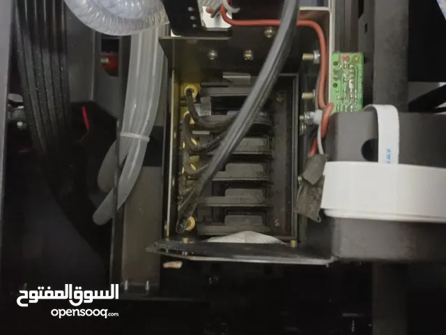 Uv a3 l1800 مستعملة مع إحتمال إنها تحتاج لصيانة المكان زليتن البيع بالتجريب متوفر معاها كماليا