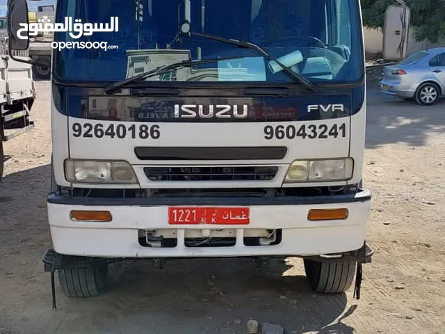 Isuzu truck good condition
