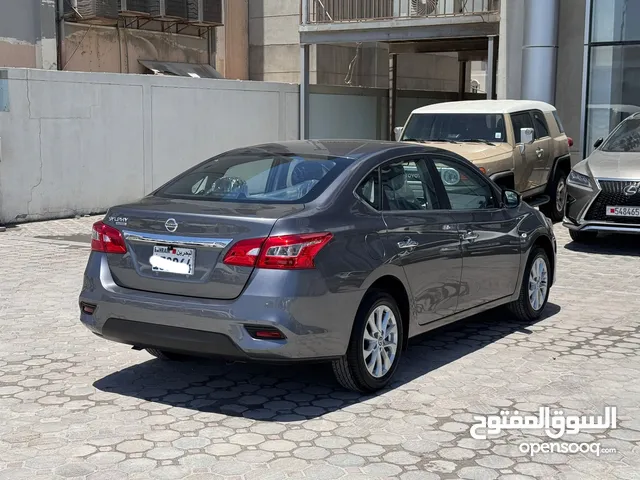 Nissan Sylphy 2025 (Grey)