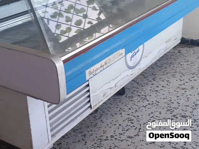تلاجة عرض للبيع