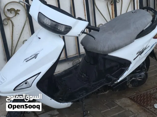 دراجه فراشه 140 نضيفه للبيع كلش نضيفه وحلوه الدراجه شغاله  شراي تفضل خاص السعر جدا مناسب ...