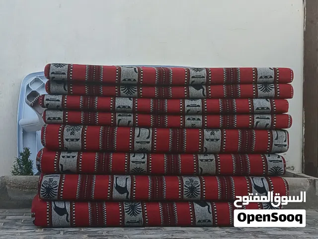 فراشات أرضية للبيع