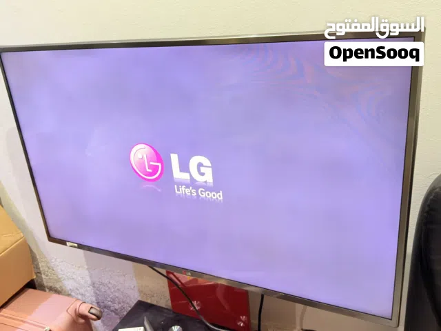 للبيع شاشه ال جي سمارت 43 بوصه