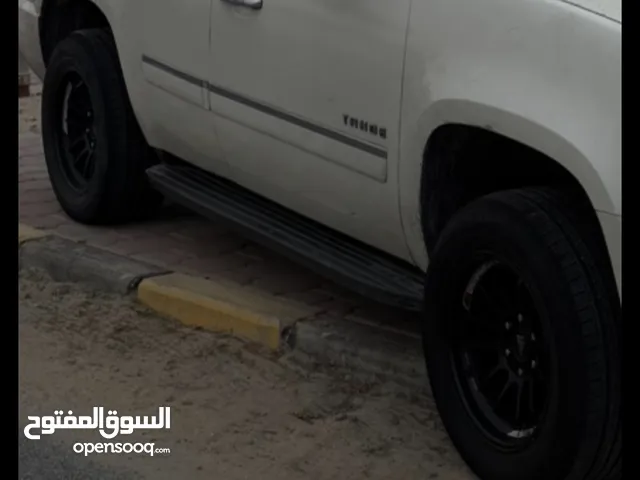 للبيع رنقات لنزو معه توايرهم حجم 18 شرط لا قار ولا مخرطه فيهم زلغ خفيف عسوم او للبدل اصليي