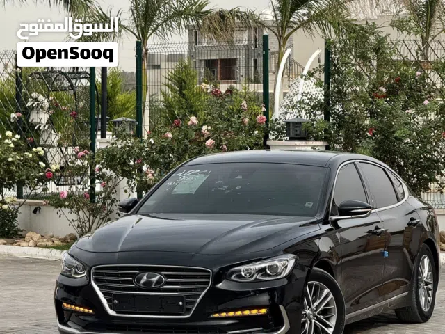 2018 هيونداي ازيرا Standard
