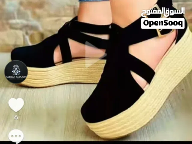 صنادل نسائي + احذيه نسائي ماركه الوصف مهم