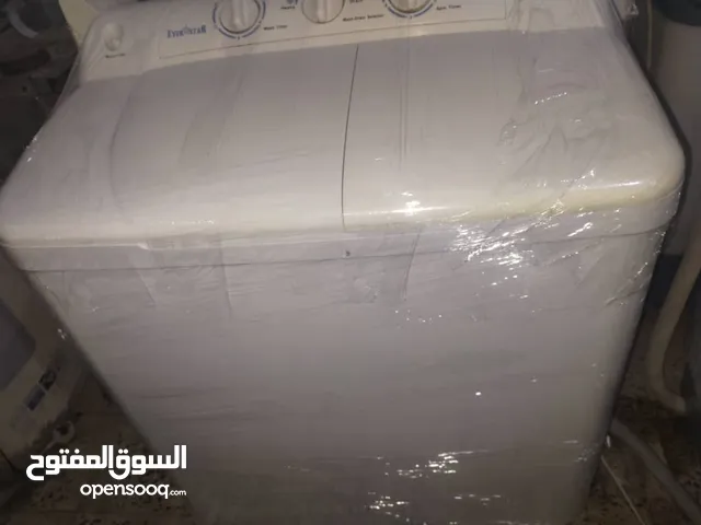 غساله 8كيلو حجم كبير (إيفر ستار ) شبه جديدمستخدم نضيف كرت جدا وكالة مجرب مضمون وعلى الضمان السعر 45