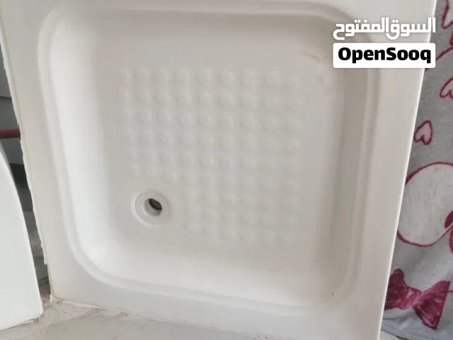 بانيوات نظيفة سليمات للبيع السعر 300