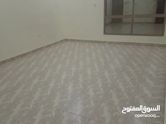 للايجار شقه في الرفاع الشرقي صوب مدرسه احمد الفاتح