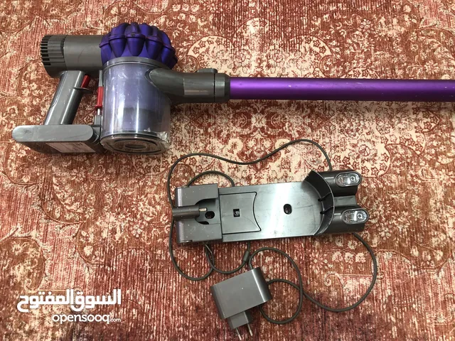 مكنسة Dyson V6 Animal Pro مستعملة بحالة ممتازة بسعر لا يُفوّت