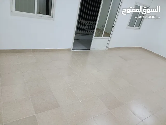 750 m2 3 Bedrooms Apartments for Rent in Al Ahmadi Mangaf