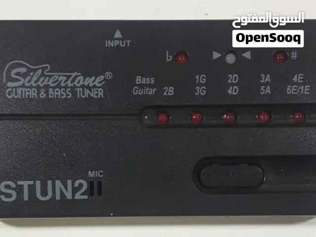تيونر جيتار ماركة سيلفرتون Silvertone Guitar & Bass Tuner Stun2