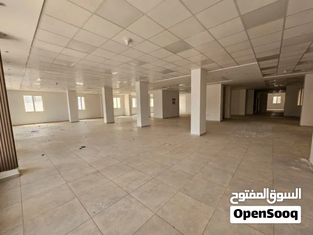 مقر إداري 940 متر للإيجار بمدخل خاص على طريق النصر مباشر