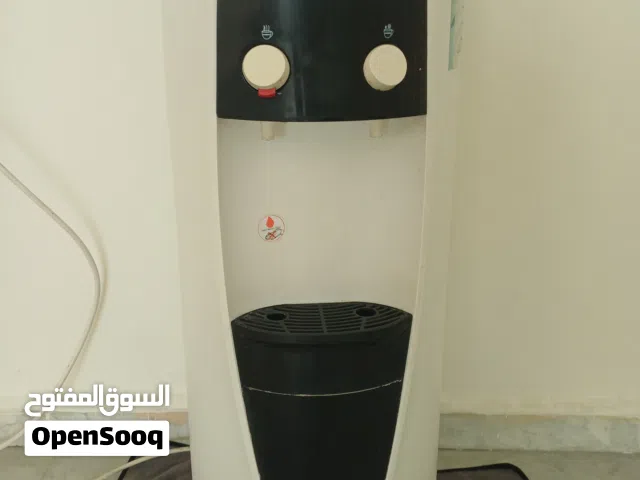 كولر ماء (مبرد ومسخن) ماركة SIZZLER بحالة ممتازة للبي