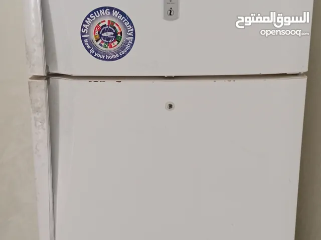 ثلاجه سامسونج بفريز علوي. محول كهربا 5000 مولد او منظم كبير ثنتين دفايات كبير ديفدي رسيفرات